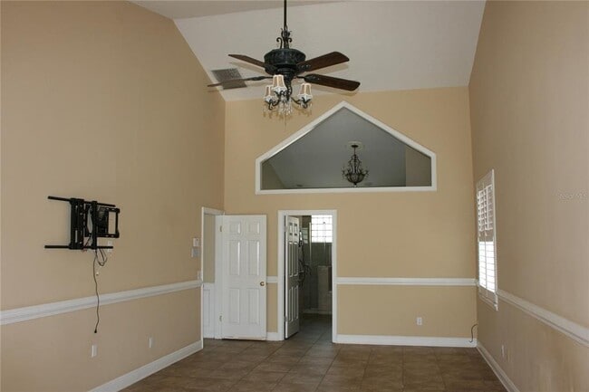 Building Photo - 3051 Zaharias Dr