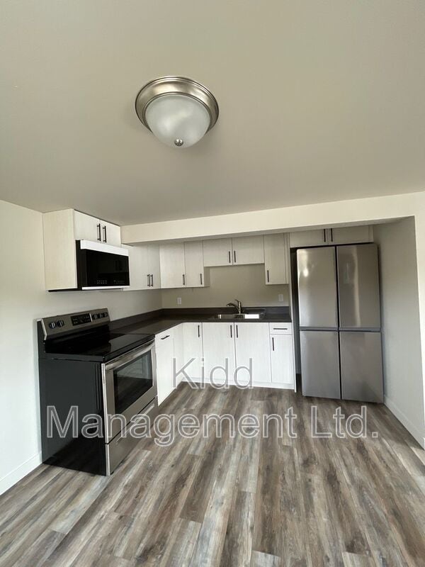 Building Photo - 2853 Meyer Rd