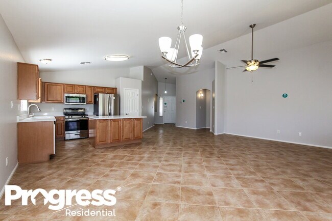 Building Photo - 13129 W Mauna Loa Ln