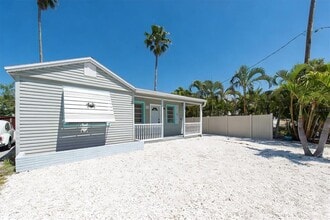 Building Photo - 358 Boca Ciega Dr