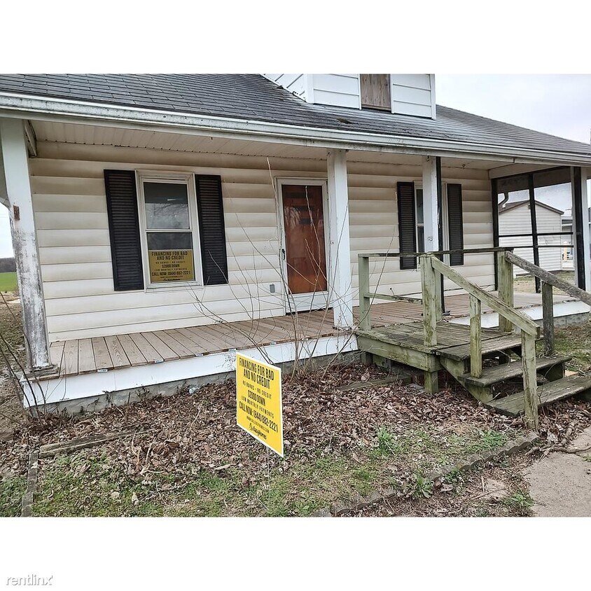 220 S Main St, Griffin, IN 47616 House Rental in Griffin, IN