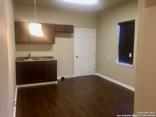 Foto del edificio - 2005 S San Jacinto St