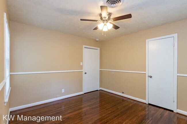 Building Photo - 3 br, 1 bath House - 3795 Buffalo Cir