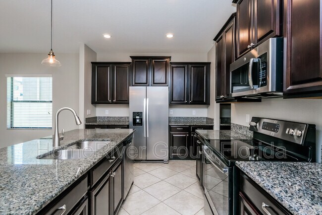 Foto del edificio - 11825 Valhalla Woods Dr