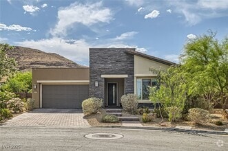 Building Photo - 10398 Kesington Dr
