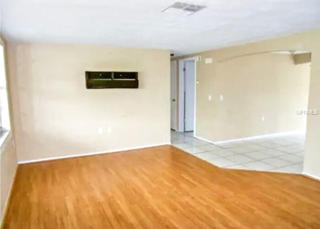 Building Photo - 5912 Della Dr