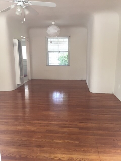 Foto del edificio - 2 bedroom 1 bath house for rent in Talmadge!