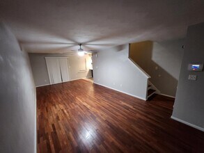 Building Photo - 2513 Hemple St