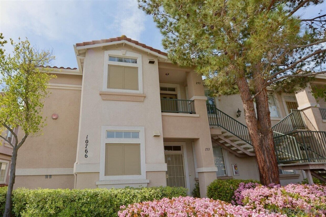 Primary Photo - 10766 Sabre Hill Dr