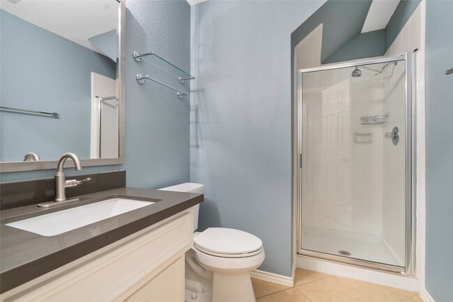 Foto del edificio - 5239 Schuler St