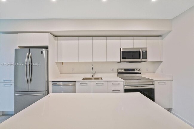 Foto del edificio - 1500 Bay Rd