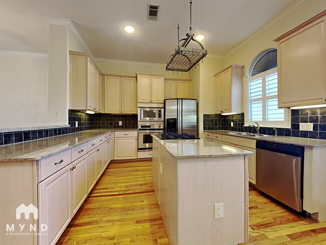 Foto del edificio - 321 Sandman St