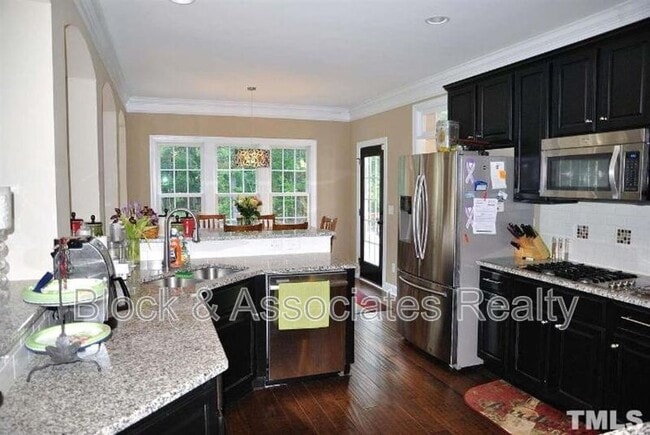 Building Photo - 5013 Kettle Creek Rd