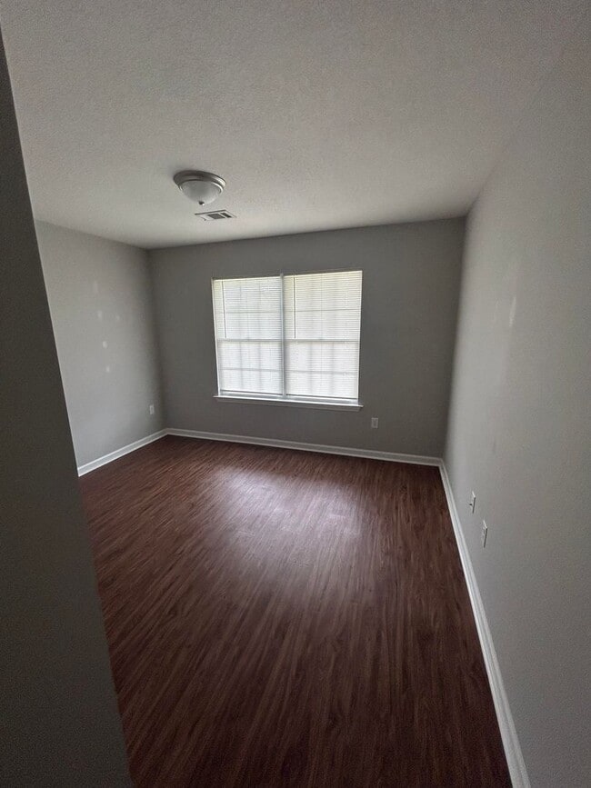 Building Photo - 110 Bull Bay Dr