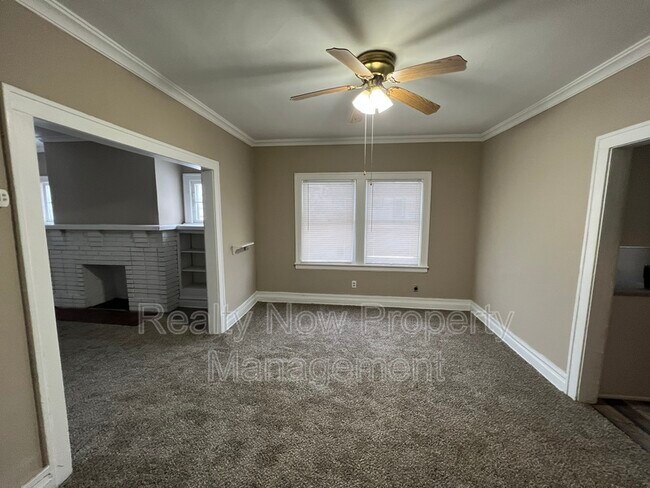 Building Photo - 3290 Desota Ave