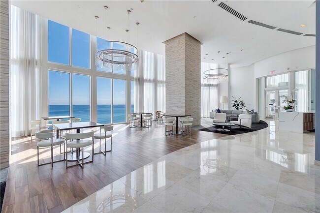 Foto del edificio - 16001 Collins Ave