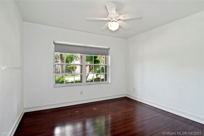 Foto del edificio - 3 br, 2 bath House - 22812 Royal Crown Ter
