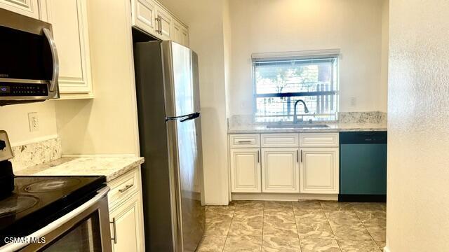 Building Photo - 688 Indian Oak Ln