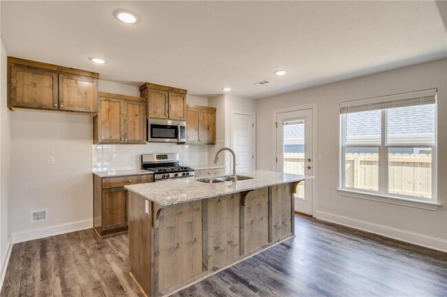 Foto del edificio - 3776 Linwood St