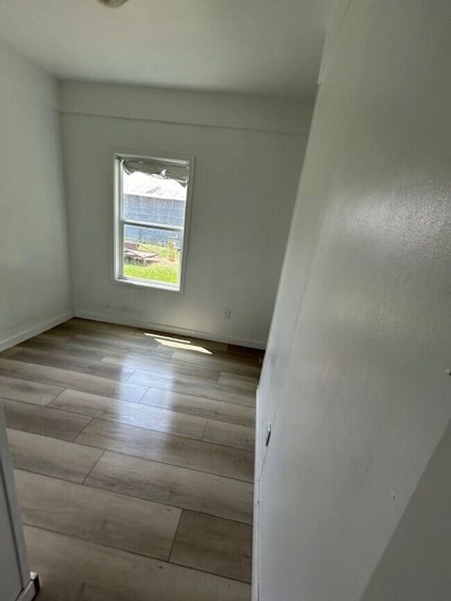 Foto del edificio - 1 BED 1 BATH IN ABBEVILLE