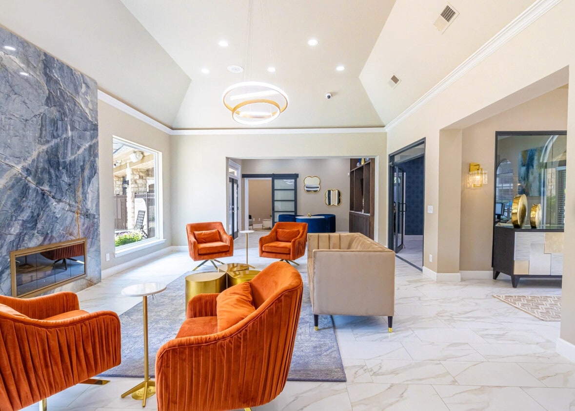 Arrendamiento aquí - Retreat at Westchase