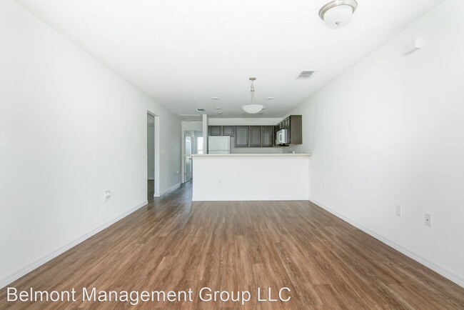 Building Photo - 3 br, 2 bath House - 272 Hart Lane #202