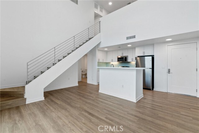 Foto del edificio - 325 N 1st St