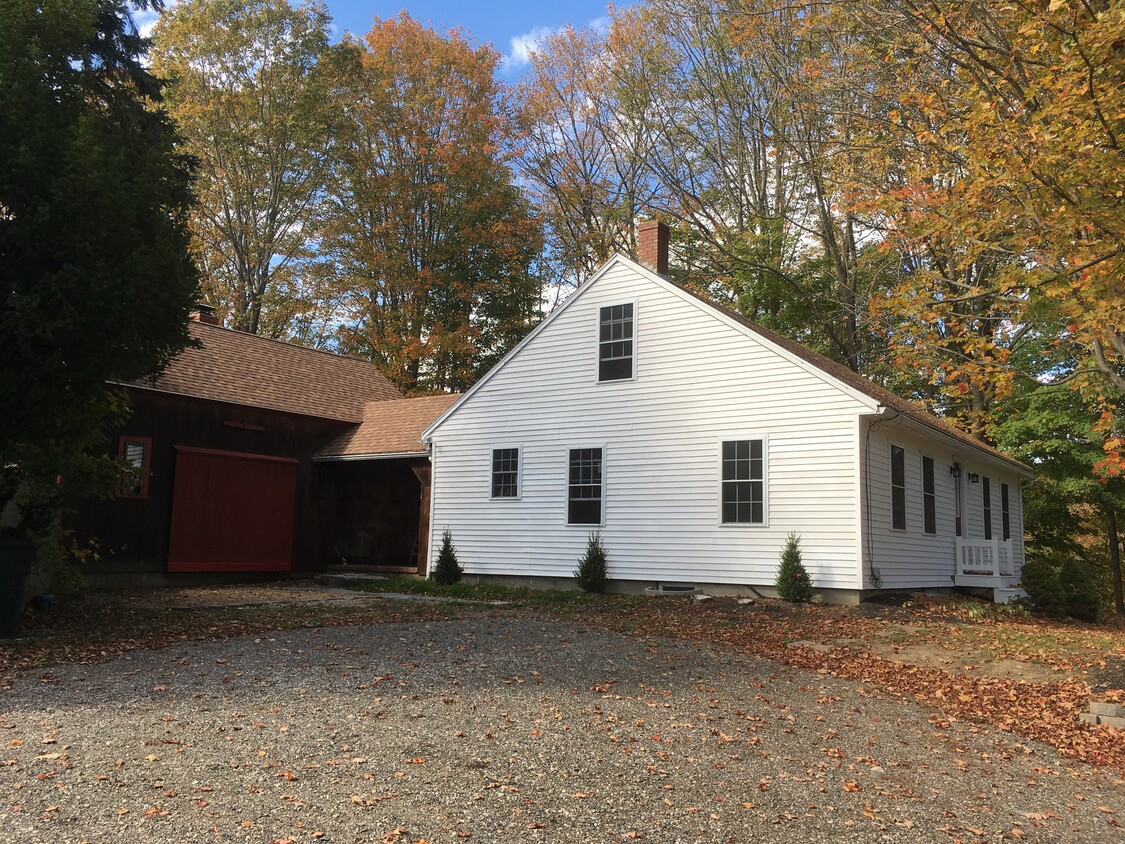 Primary Photo - 1549 State Rd
