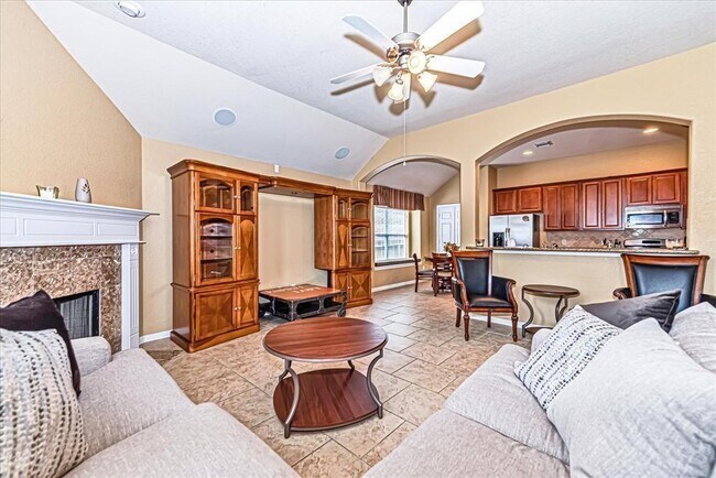 Building Photo - 89 E Montfair Blvd