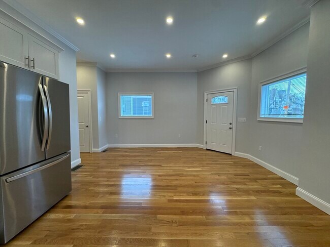 Foto del edificio - 50 Dudley St