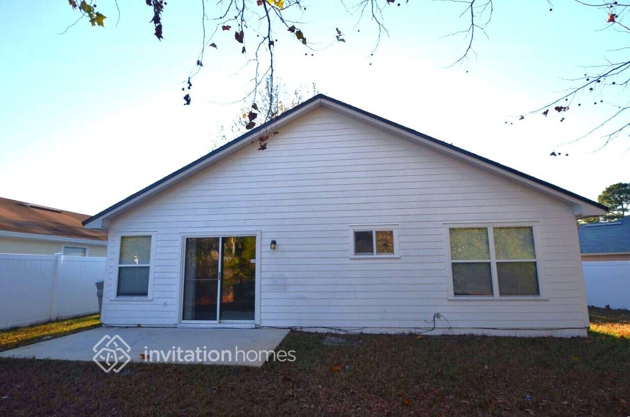 Foto del edificio - 6087 Alpenrose Ave