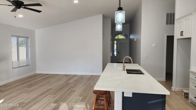 Building Photo - 791 N El Dorado Dr