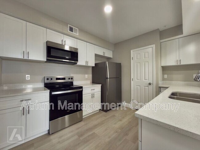 Foto del edificio - 2902 N Orange Ave