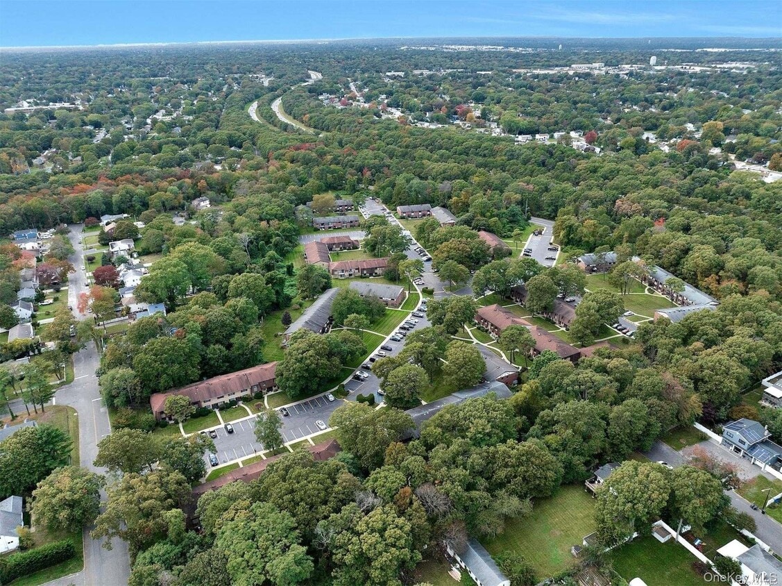 Foto del edificio - 85 Newbrook Ln