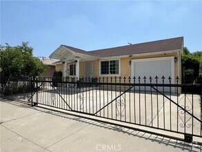 Building Photo - 14018 Benbow St