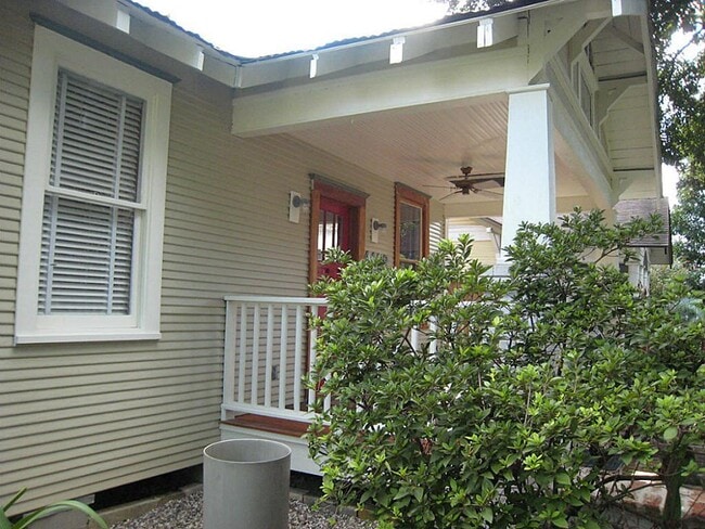 Building Photo - 4409 Blossom St