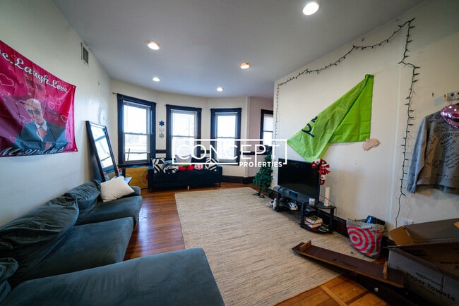 Foto del edificio - 170 St Alphonsus St