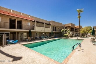 Building Photo - 256 Lake Havasu Ave