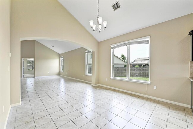 Building Photo - 1133 Tailwater Cv