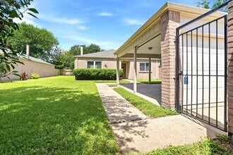 Building Photo - 7502 Addicks Clodine Rd
