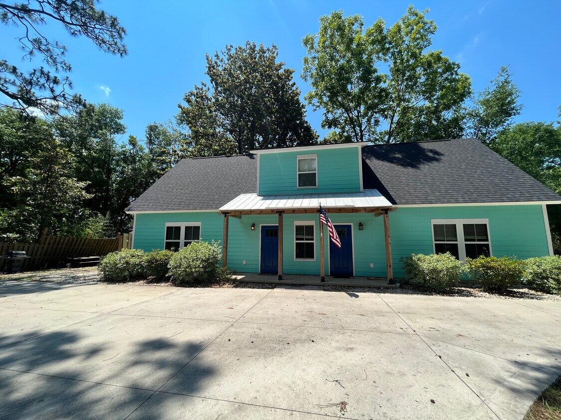 Foto principal - 202 Dixie Ave