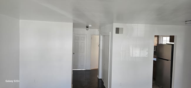 Building Photo - 3220 Albemarle Ave