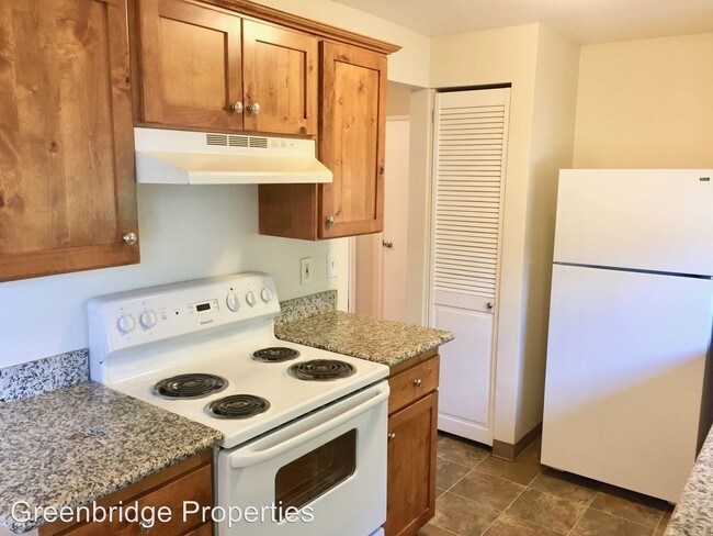 Building Photo - 17220 SW Heritage Ct