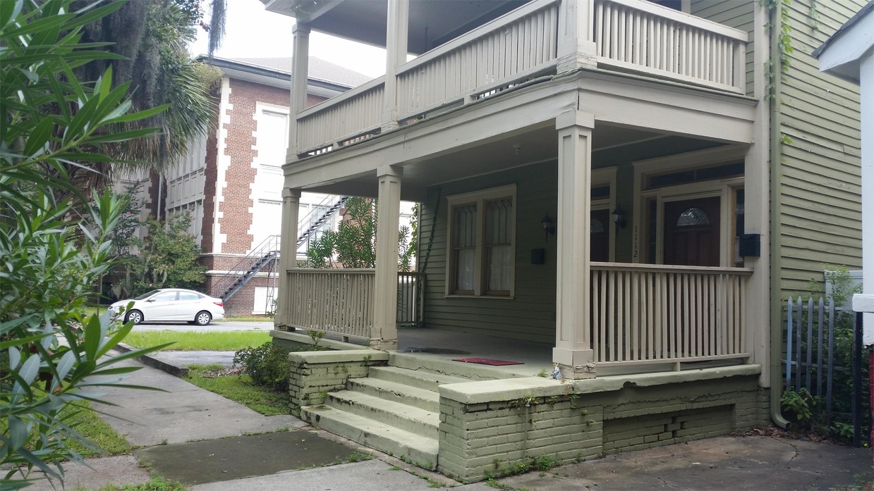 Primary Photo - 1110 E Anderson St