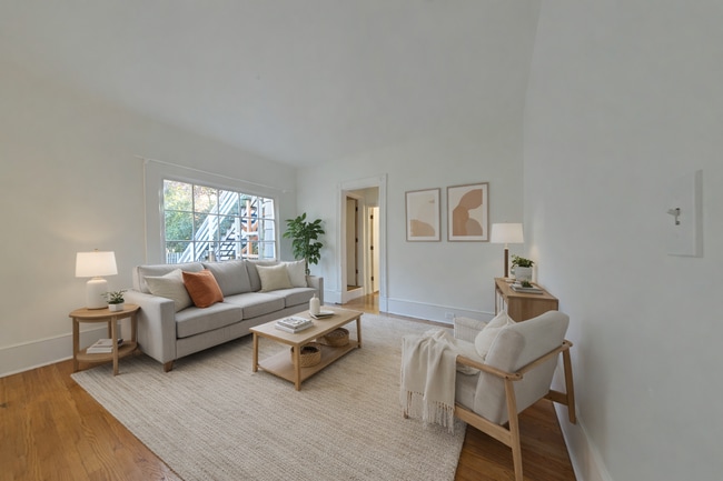 Building Photo - morrow