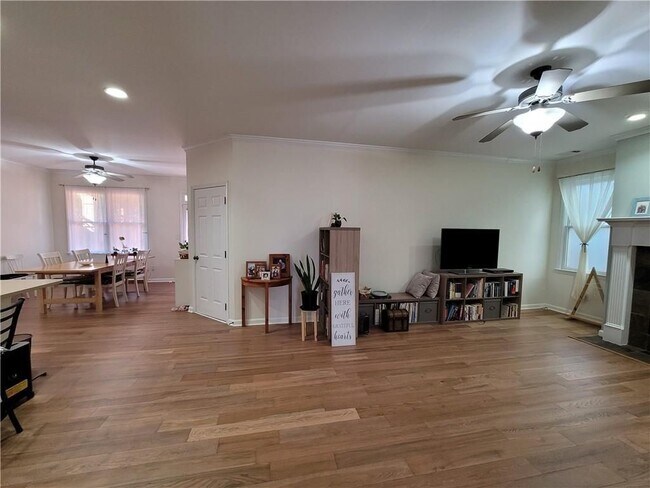 Foto del edificio - 4856 Gathering Pl