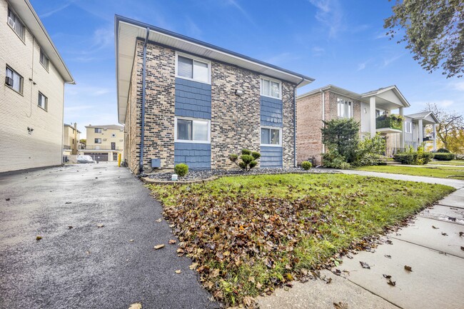 Foto del edificio - 10339 McVicker Ave