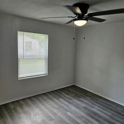 Foto del edificio - 1403 E 4th Ave