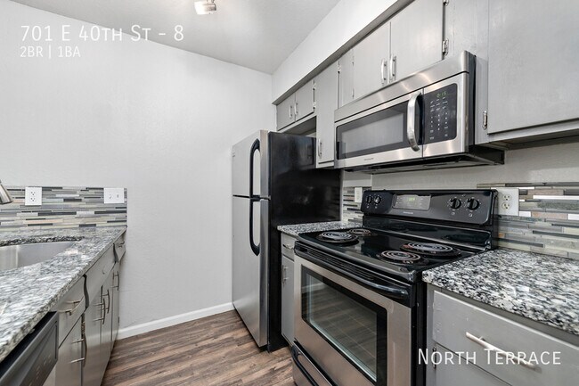 Foto del edificio - 701 E 40th St