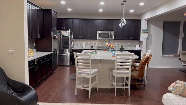 Foto del edificio - 6018 Granite Ct